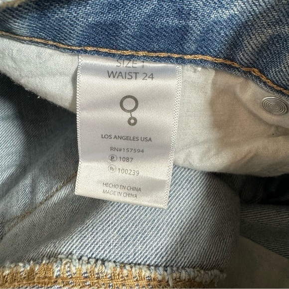 Insane Gene high waisted light wash raw hem ripped size 1 baggy‎ jeans - Picture 6 of 7